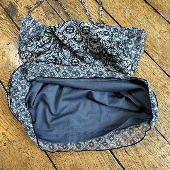 Y2K rom com blue cami tank (XS) coquette ballet core - Picture 6 of 8